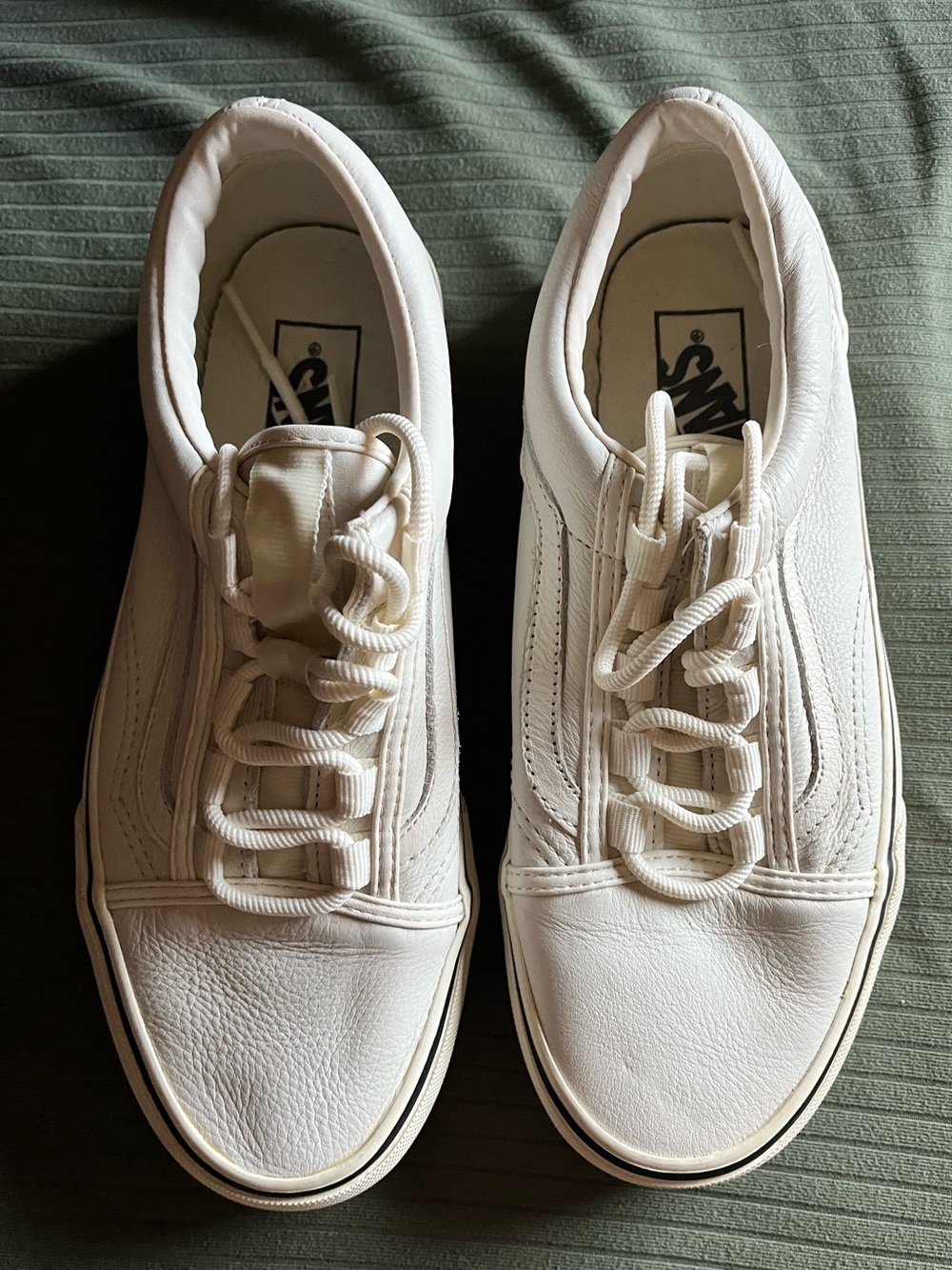 VANS OLD SKOOL LEATHER SKATE SHOES